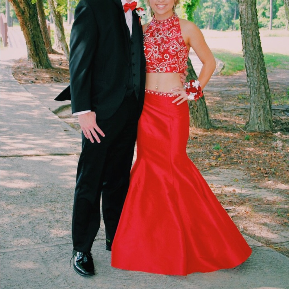 Size 4 red two piece prom dress